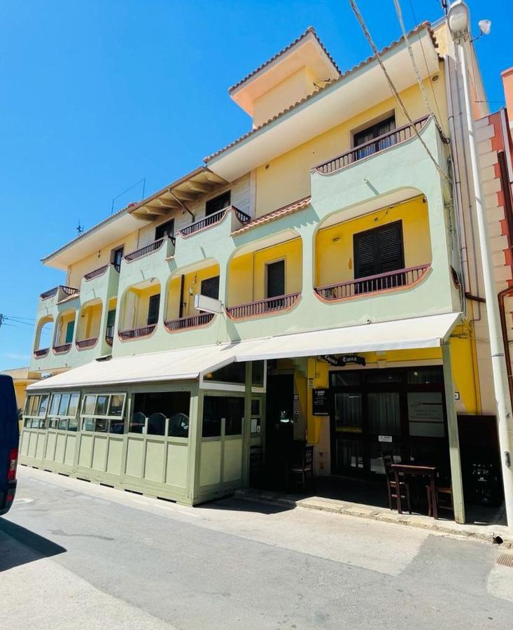 Albergo Perseo Portopalo Di Capo Passero Екстериор снимка