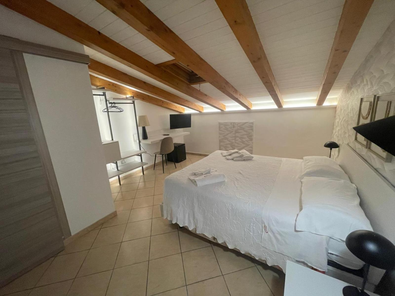 Albergo Perseo Portopalo Di Capo Passero Екстериор снимка