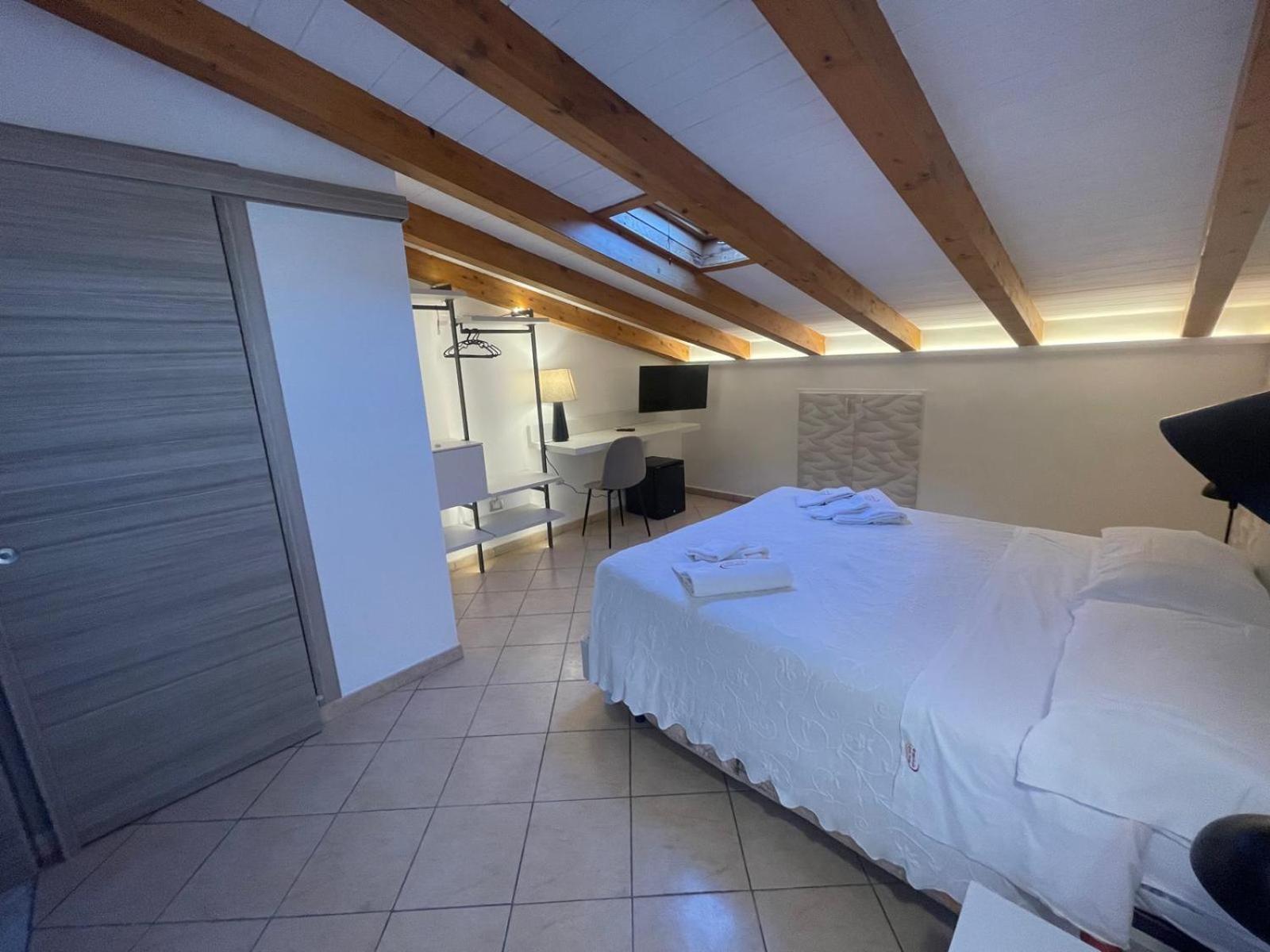 Albergo Perseo Portopalo Di Capo Passero Екстериор снимка